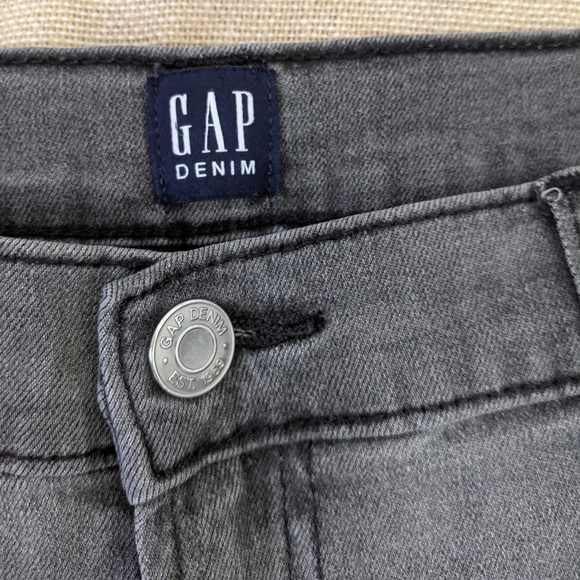 Gap Gray Crop Jeans with Fringe Hem - Picture 8 of 8